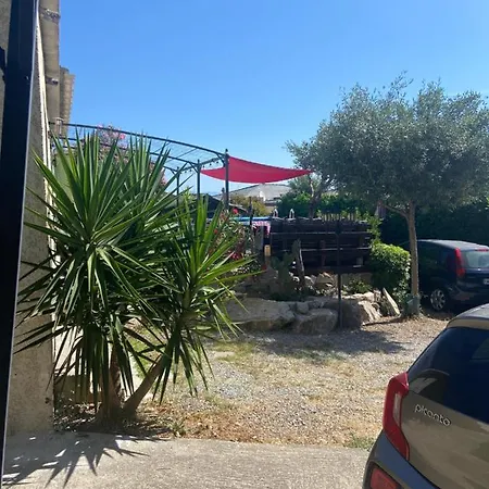 Tiny House A 50m De La De Miomo 公寓