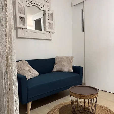 公寓 Tiny House A 50m De La De Miomo