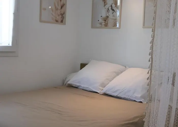 Tiny House A 50m De La De Miomo Apartment *