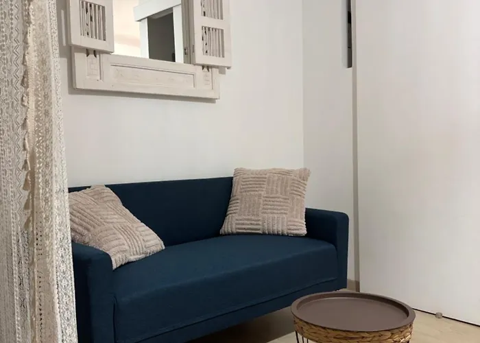 Apartment Tiny House A 50m De La De Miomo
