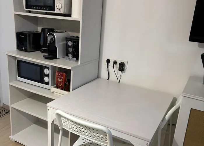 Apartment Tiny House A 50m De La De Miomo Marine du Miomo